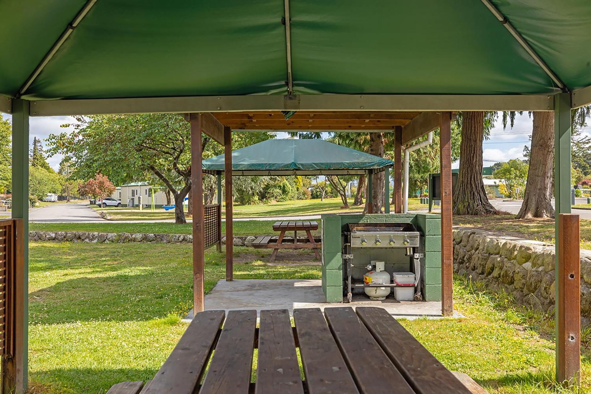 Mawley Holiday Park Мастъртън Екстериор снимка