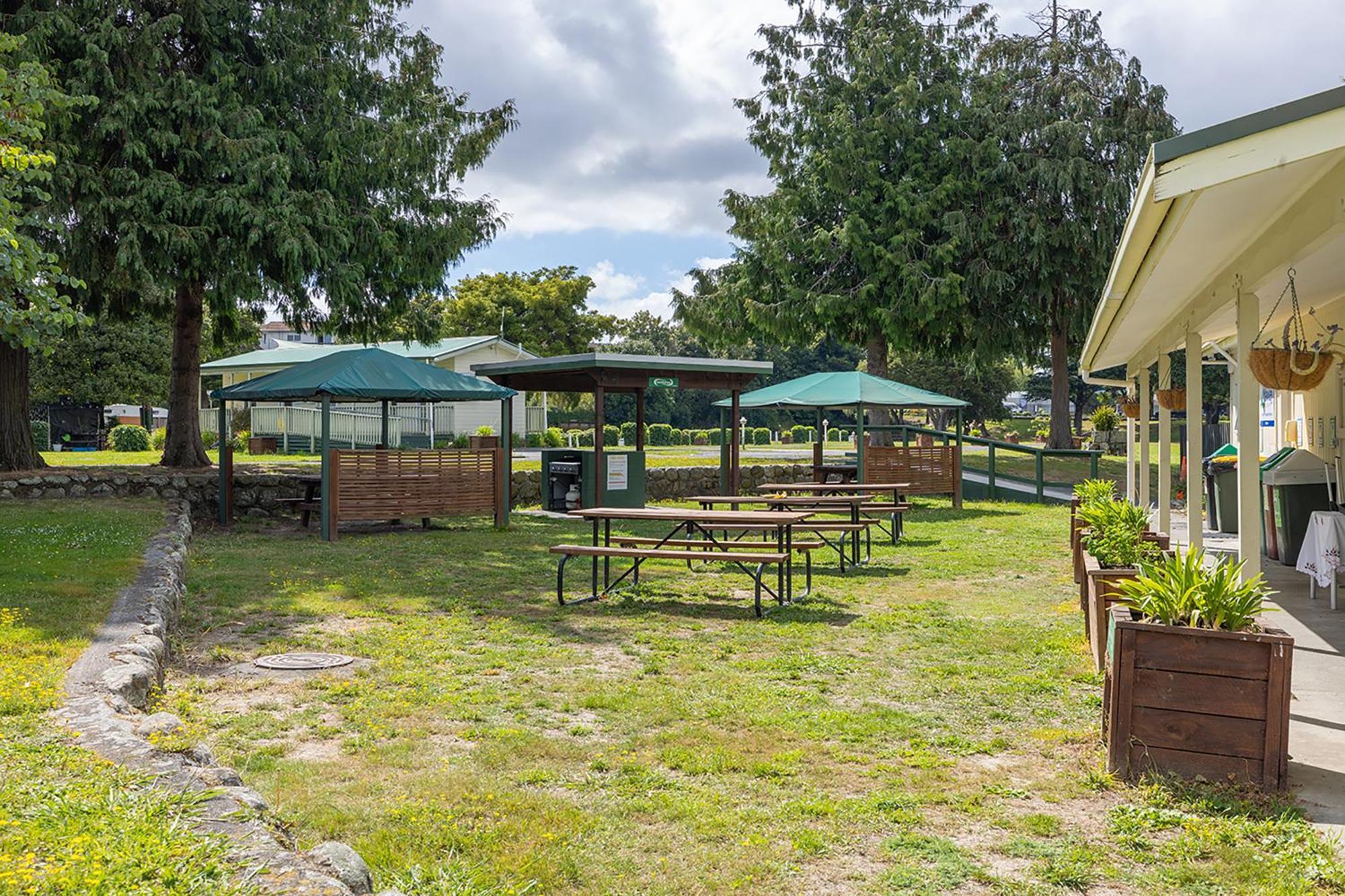 Mawley Holiday Park Мастъртън Екстериор снимка