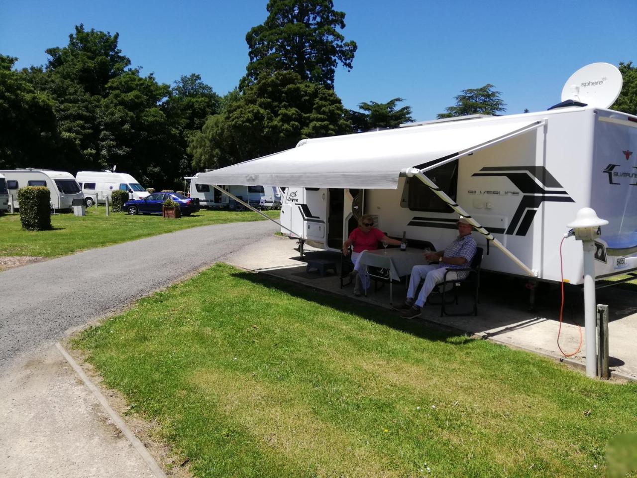Mawley Holiday Park Мастъртън Екстериор снимка
