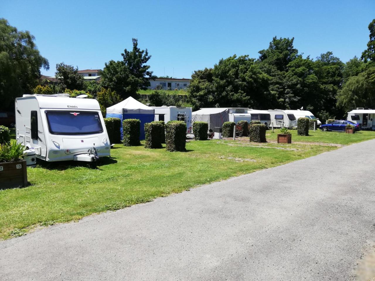 Mawley Holiday Park Мастъртън Екстериор снимка